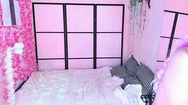 creamie_doll live cam on StripChat