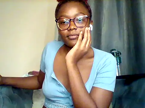 Sinful_shadow live cam on StripChat