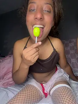 AwingEgotist live cam on StripChat