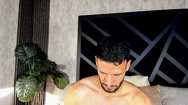 Jacob_Benelli live cam on StripChat