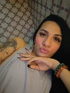 Yourbabyshane live sex cam