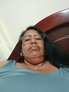 Emilif_ live sex cam