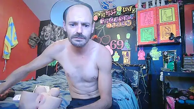 daddyandsplashqueen (Ask my age) - Flash titties