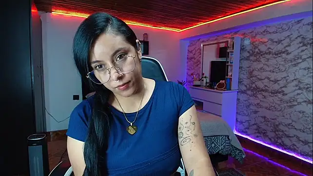 Camila_IRoose live cam on StripChat