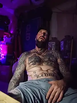 Beardedtattood live cam