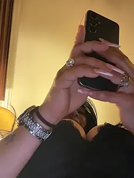 LittleMissEeve live cam