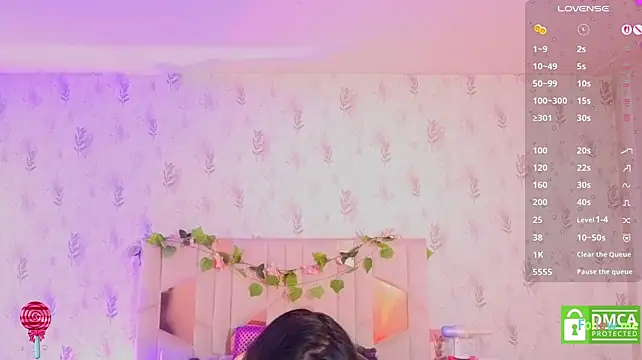 MARIANA_TAY1 live cam on StripChat