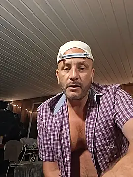 ShaneJames11 live cam on StripChat