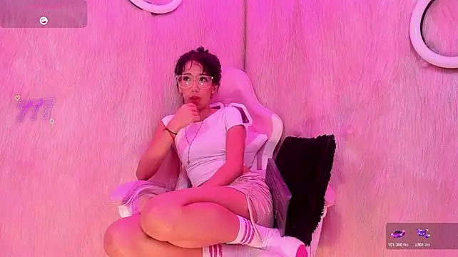 shantall_hornyy