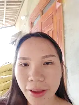 MiuMiu-Babyy live cam on StripChat