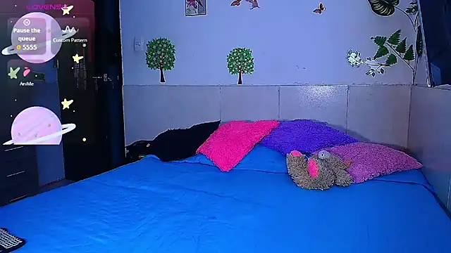 emily_cooper_t live cam on StripChat