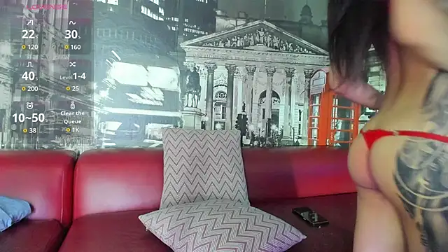 CloeRodriguez live cam on StripChat