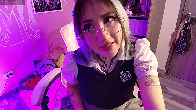 Miwa_violet live cam on StripChat