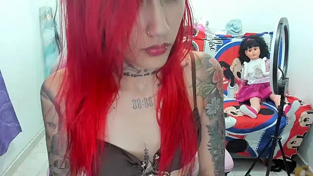 jenniferbodys live cam on StripChat