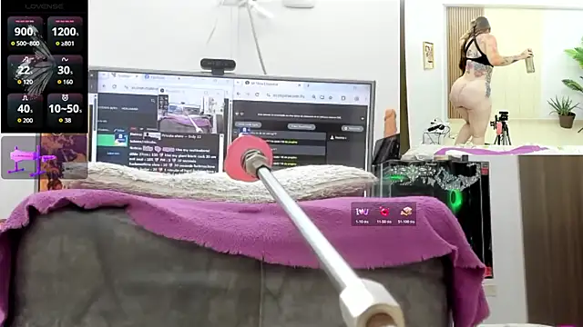 Paulina_Davis_ live cam on StripChat