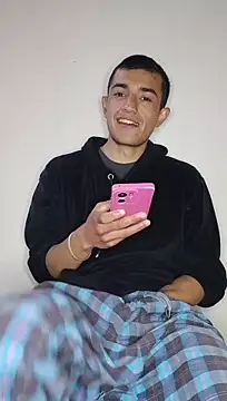 Thick_Cock live cam on StripChat