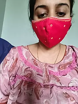 Tamil_shalini live cam on StripChat