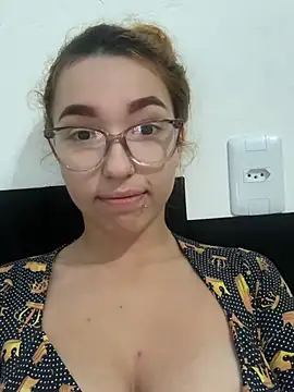 lorenavitoria live cam on StripChat