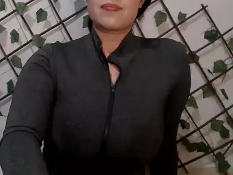 Elina_Rose888