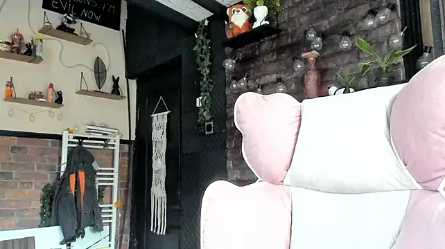 karo123421 live cam on StripChat