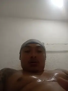 OutlawedPudding live cam on StripChat