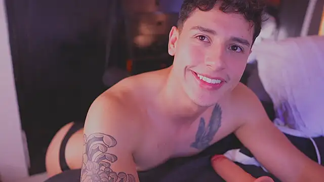 i_gabriel (M young) - SHIRT OFF