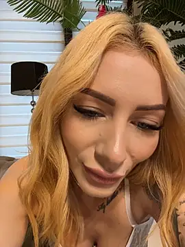 AngieShae