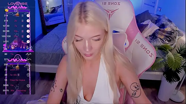AnyaTaylor_ live cam on StripChat