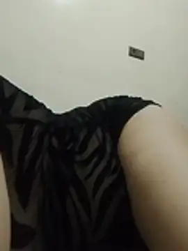 Dalo3a_mwala3a live cam on StripChat