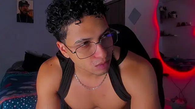 Kris_Khalifa69