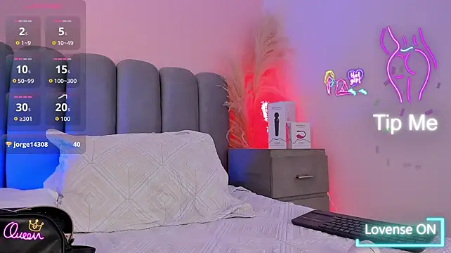 Jazminn_01 live cam on StripChat