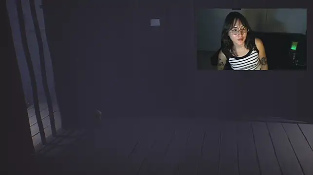 Yuliennegg live cam on StripChat