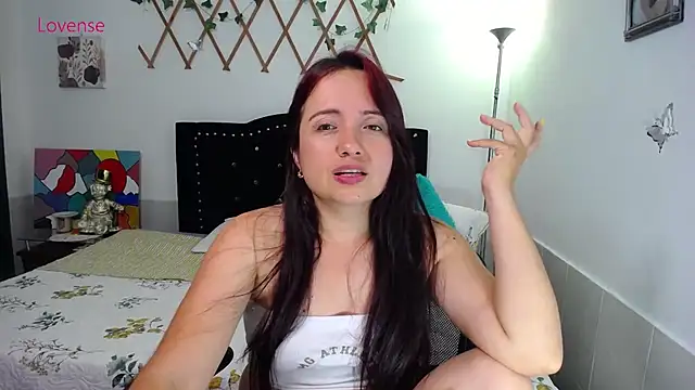 naughty_girl_4u live cam on StripChat