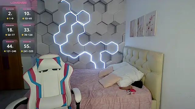 aliicemeow