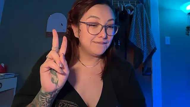 naya_pumpkin live cam on StripChat