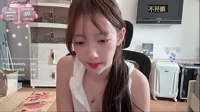 umi-dd (F young) - 哪来的牛劲一天到晚使不完