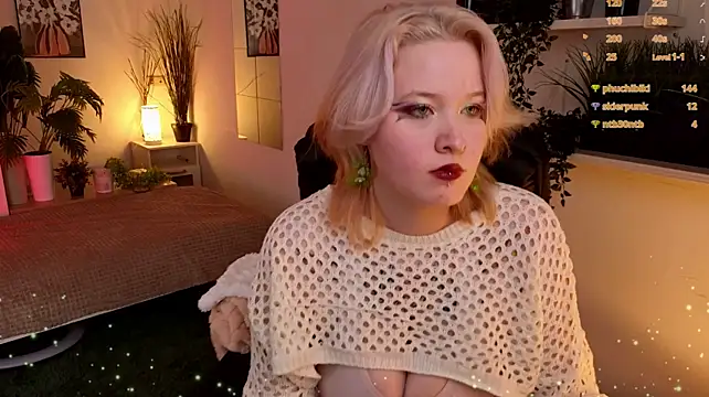 bluebeell (F young) - play with nipples under top