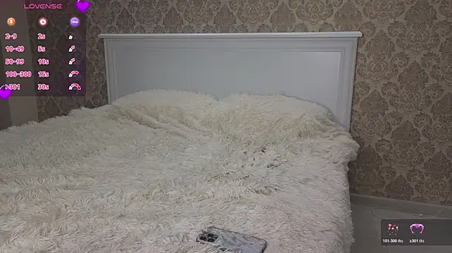 Annabel_theMoon live cam on StripChat