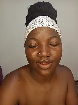 mapithi live cam on StripChat