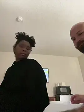 water_plz35 live cam on StripChat