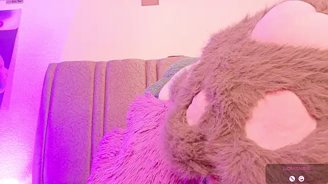 Alu_ryu live sex cam