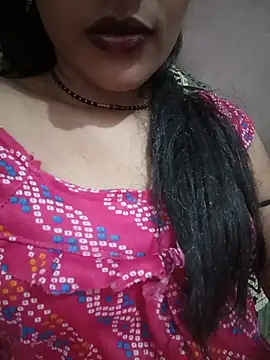 Eshwari_Chopra live cam on StripChat