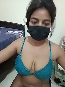 Little_toy_girl live cam on StripChat