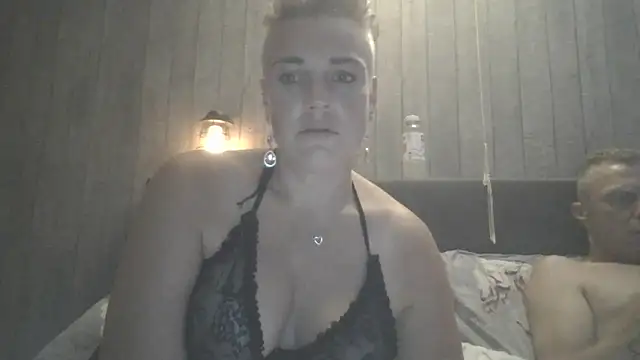 bicouple1992 live cam