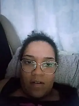 Esquetadinhas live cam on StripChat