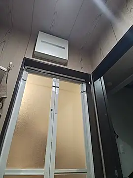 whitebriefboy's room