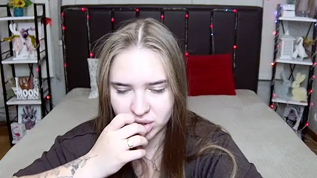 LauraHlot