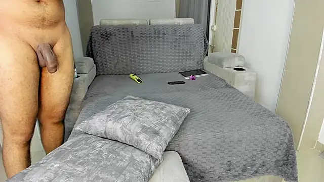 DulceRomance's room