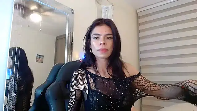 gooddes303salome live cam on StripChat