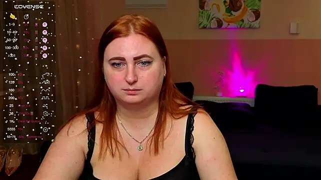 Alicia_love00 live cam on StripChat